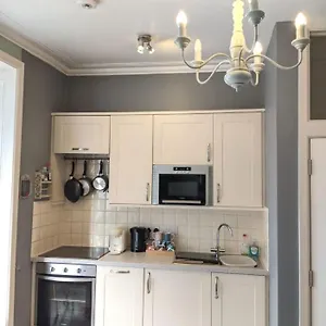 Beautiful One Bedroom With Parking Apartment Exeter